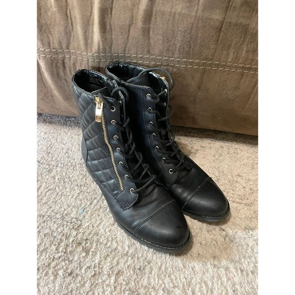 Liz Claiborne Women's Black and Gold Boots